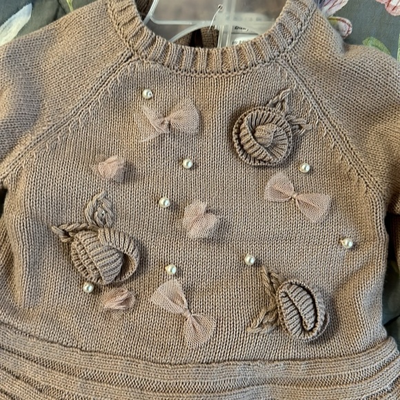 Tahari Baby 3-piece set - Picture 4 of 8